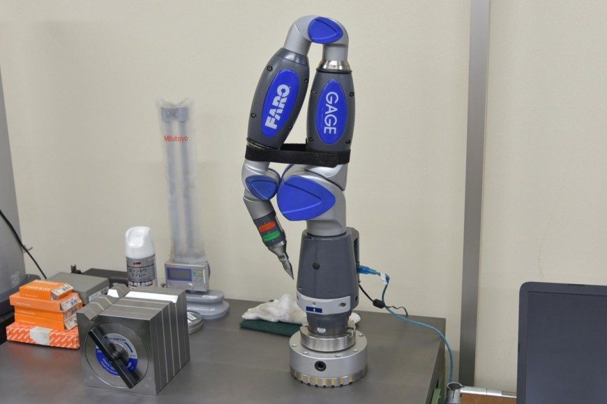 FARO の多関節アーム型三次元測定機